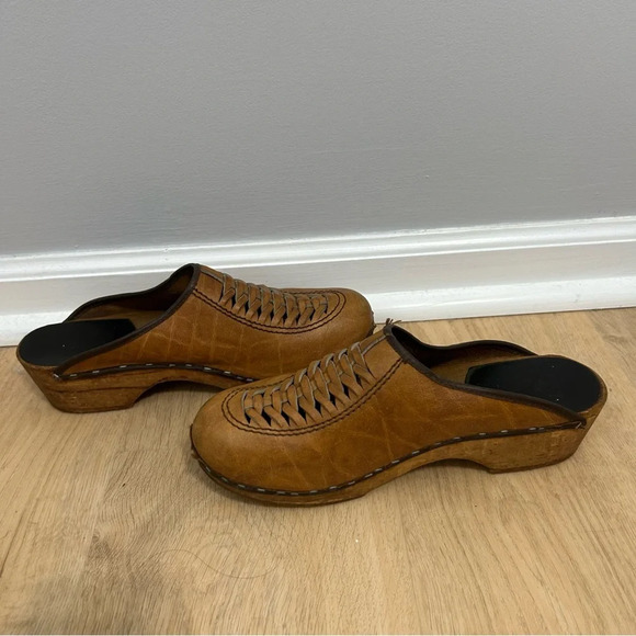 MIA Vintage Brown Leather Woven Wooden Clog Slip-On Women’s Size 40 EU/ 9.5 US - Picture 5 of 8